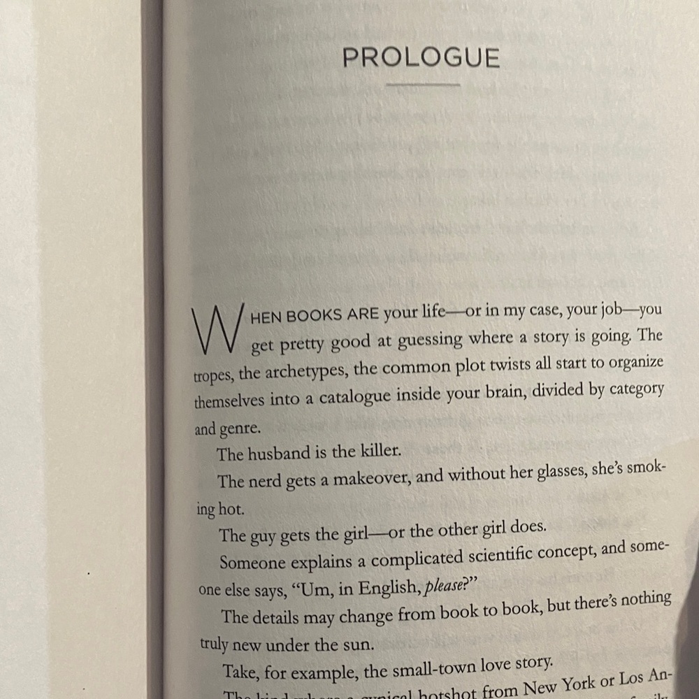 Emily Henry's : People We Meet on Vacation : softcover Book - Picture 15 of 15